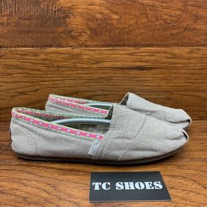 Bobs Plush Falcon Feather Flats 8.5